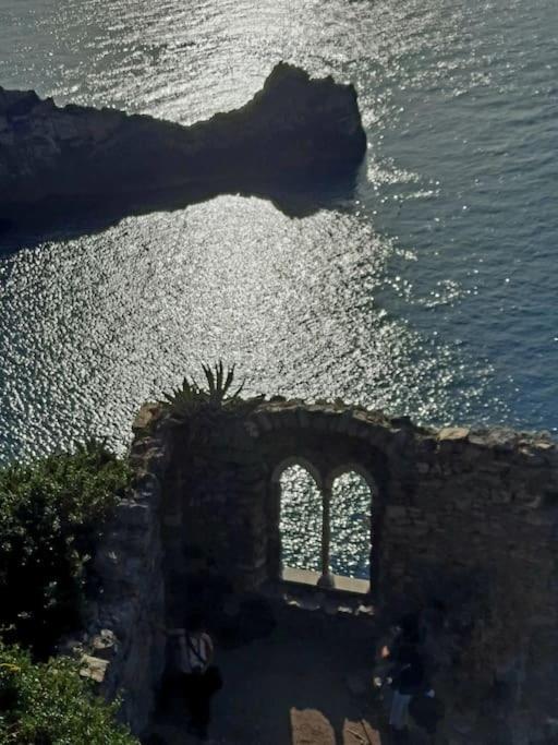 Апартаменты La Terrazza Sul Golfo Dei Poeti Con Vista Mare Pitelli Экстерьер фото