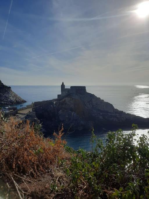 Апартаменты La Terrazza Sul Golfo Dei Poeti Con Vista Mare Pitelli Экстерьер фото
