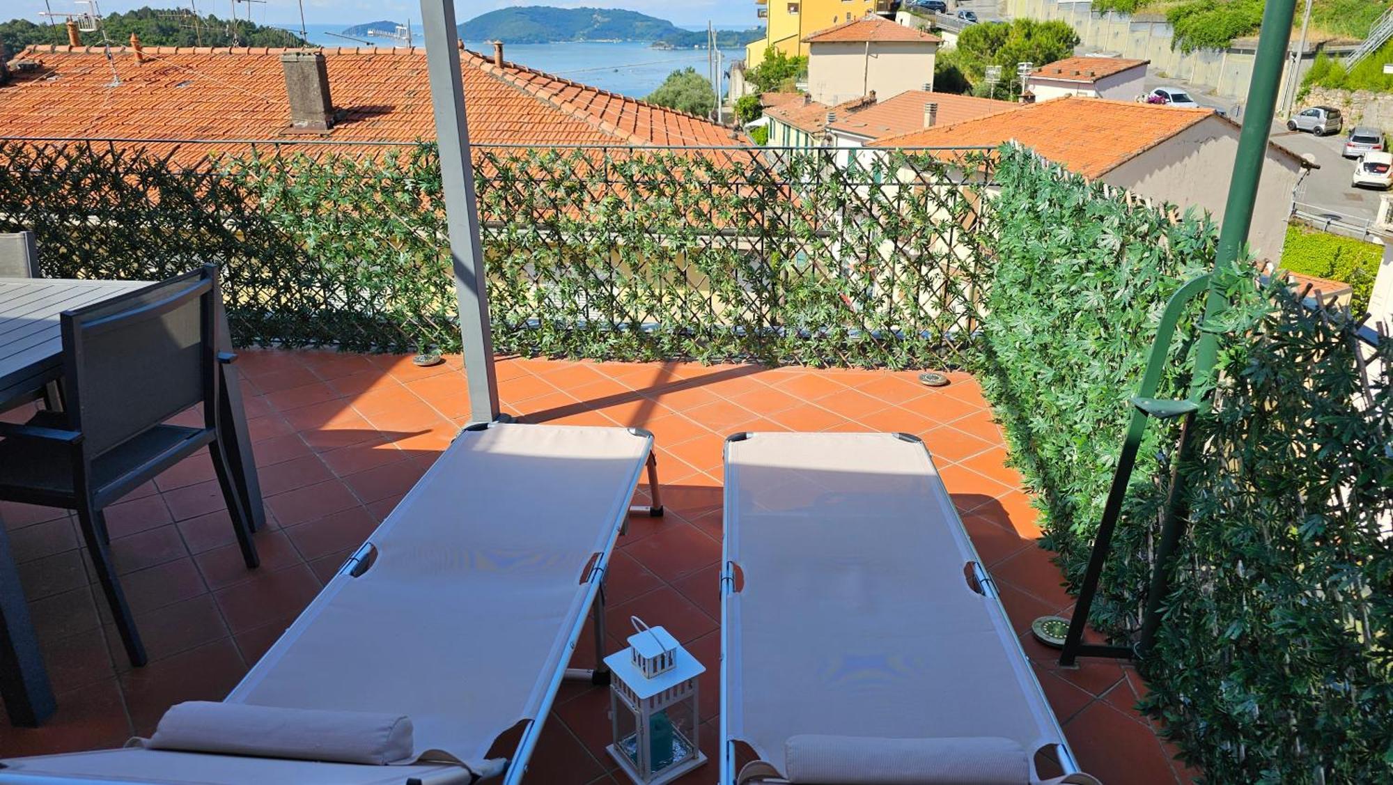 Апартаменты La Terrazza Sul Golfo Dei Poeti Con Vista Mare Pitelli Экстерьер фото